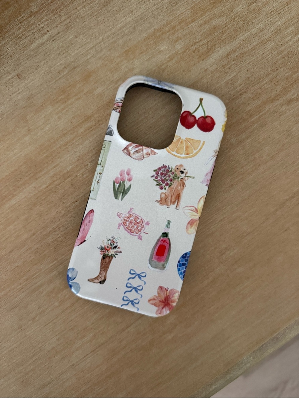 16 PRO White Floral & Fruit Pattern Phone Case - Stylish Protective Cover